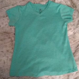 ⭐buy 2 get 1 free⭐kids green V-neck shirt